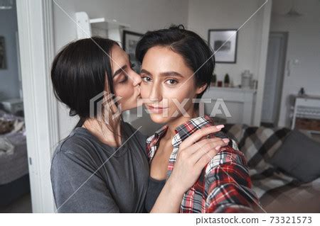 Amateur Homemade Lesbian 